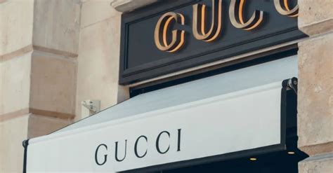 gucci hours paris|is gucci cheap in paris.